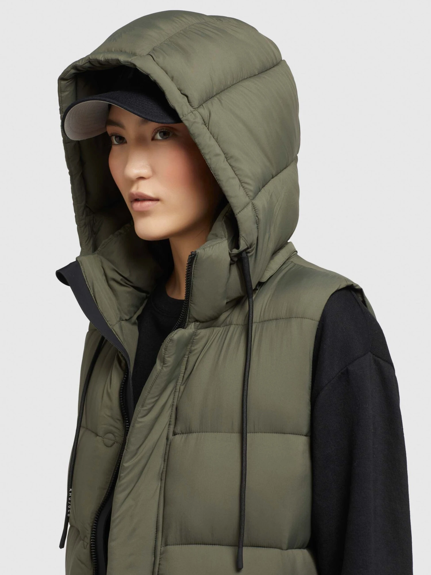 Khujo Weste TOURIN MATT In Khaki Grün 9 Khujo Weste TOURIN MATT In Khaki Grün – Bild 7